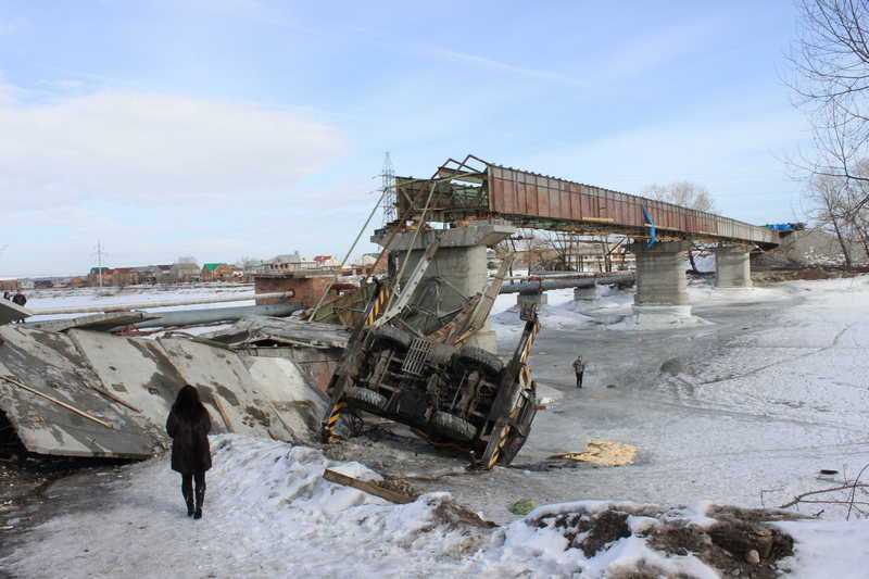 За год в России обрушилось 100 мостов. Почему это происходит?