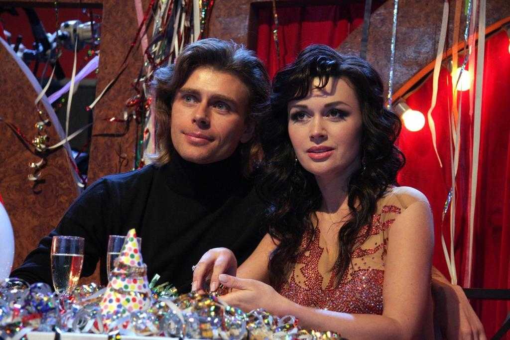 Анастасия Заворотнюк В Чулках – Шекспиру И Не Снилось (2007)