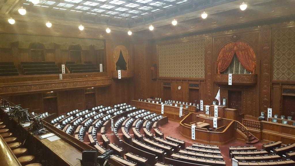 Зал парламента