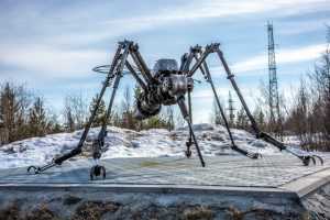 Памятник комару в Ноябрьске: фото, описание и история создания